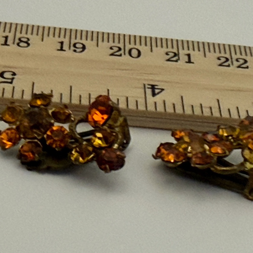 Warm Topaz/Orange Rhinestone Clip-On Earrings Vintage Petite Made in Austria - Picture 7 of 7